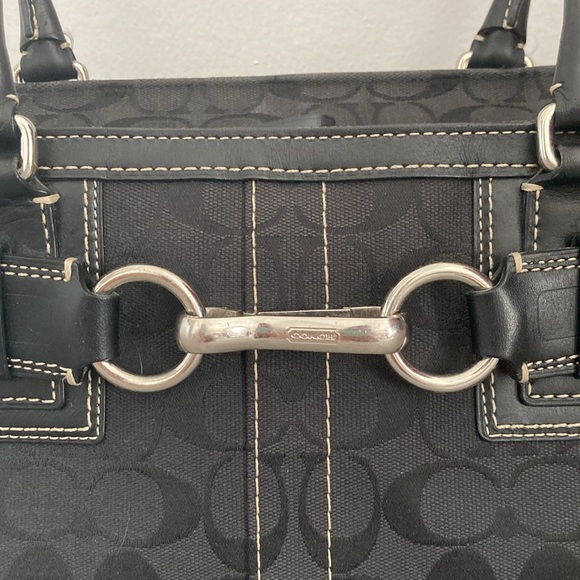 Coach Hampton Signature Jacquard Bag - Picture 3 of 13